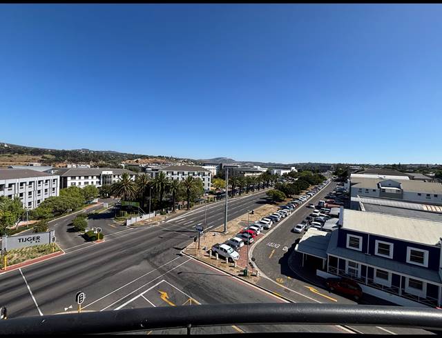 562.40M² OFFICE TO LET IN TYGER VALLEY